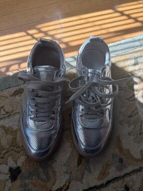 Christian Louboutin Tutti Rui Leather Sneaker size 11US / EU 44